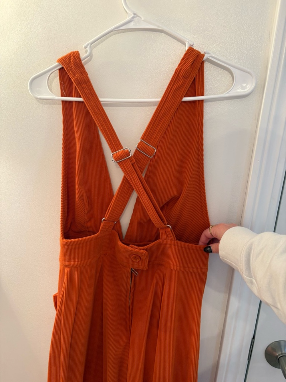 Sincerely Jules Burnt Orange Deep V Wide-Leg Jumpsuit - Picture 3 of 3